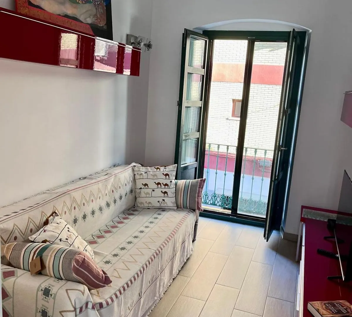 Apartamento Triana Flat, 3mn from plaza de Cuba Sevilla